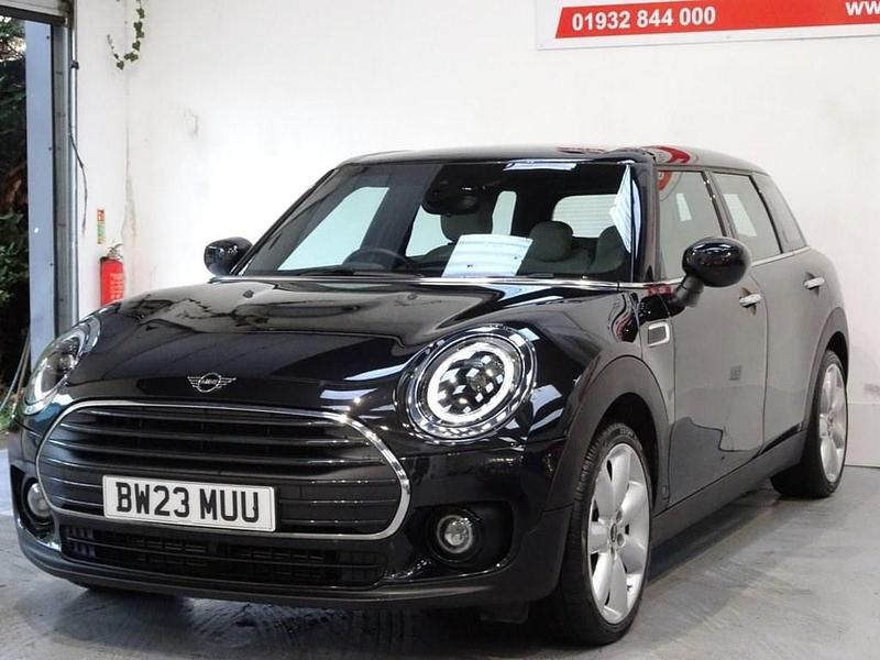 Used Mini Cooper Clubman Exclusive 136 HP (100 kW) 2023 Black Estate