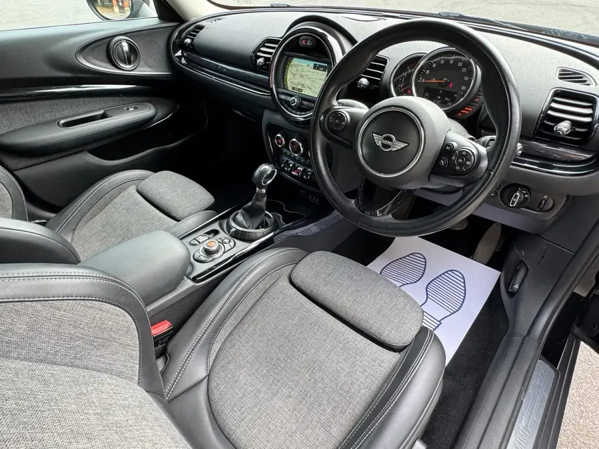Used Mini Cooper Clubman 2017 Black Estate