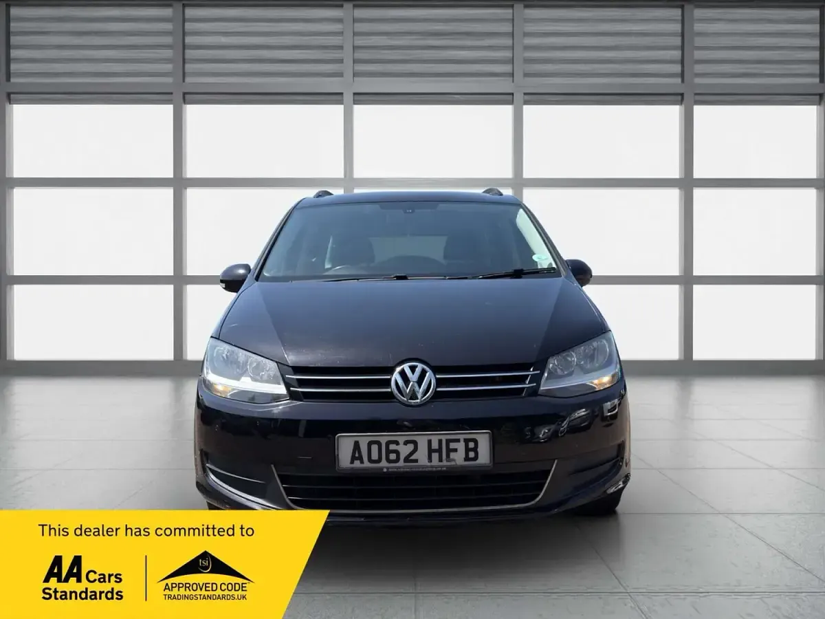Used VW Sharan SE 140 HP (102 kW) 2012 Black MPV