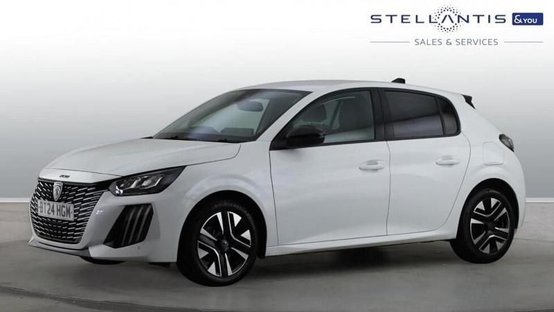 Used Peugeot 208 Allure 99 HP (72 kW) 2024 Yellow Hatchback