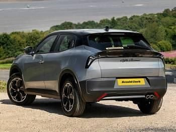 New Alfa Romeo GT Junior 136 HP (100 kW) 2025 Grey Hatchback