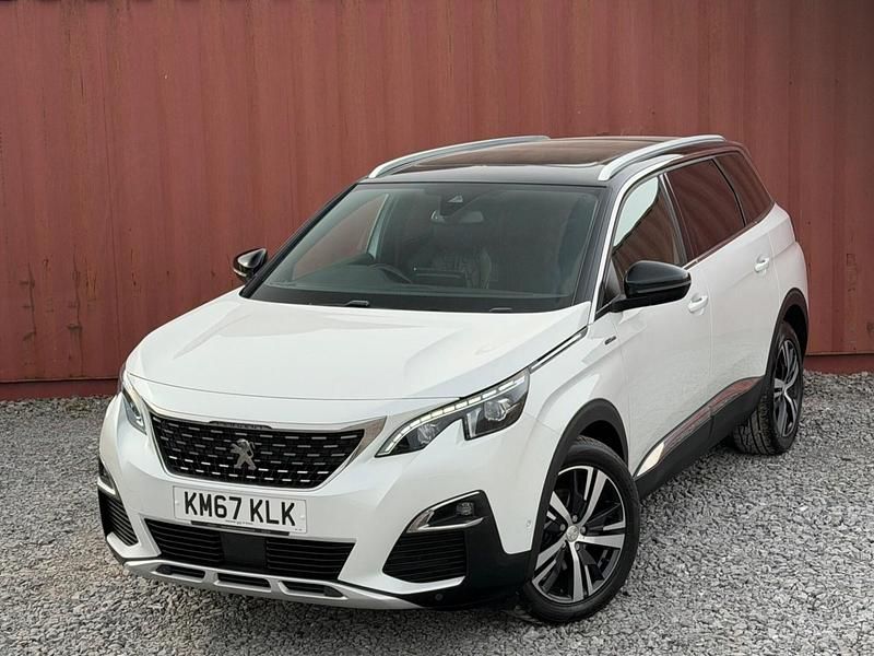 Used Peugeot 5008 GT-line 2017 White Hatchback