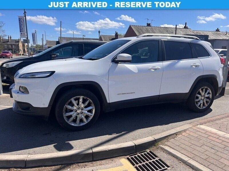 White Used 2015 Jeep Cherokee Limited SUV | £7,600 (Fair price) - Image 1/4