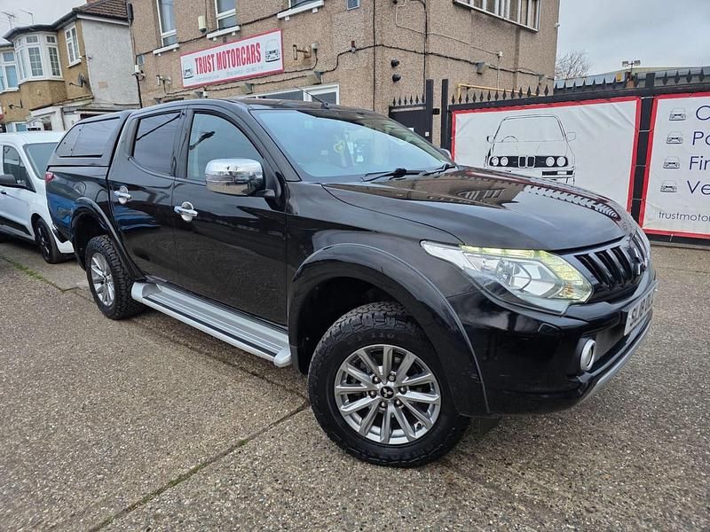 Usado Mitsubishi L200 181 HP (133 kW) 2018 Preto Pickup