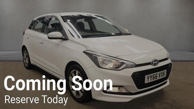 White Used 2016 Hyundai i20 Edition Hatchback | £6,790 (Fair price) - Image 1/1