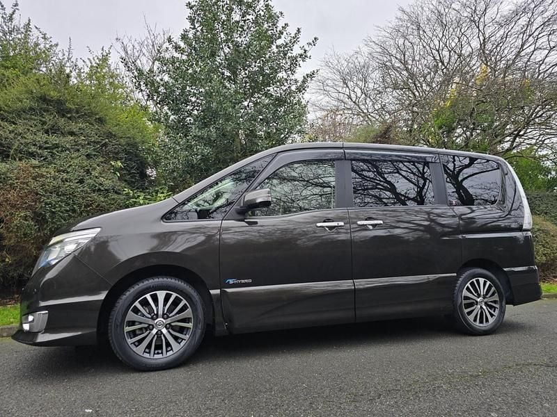Used Nissan Serena S 2014 Bronz MPV