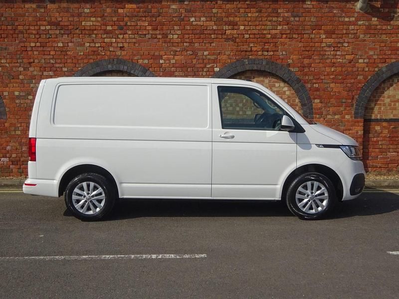 Used VW Transporter Highline 2021 White Van