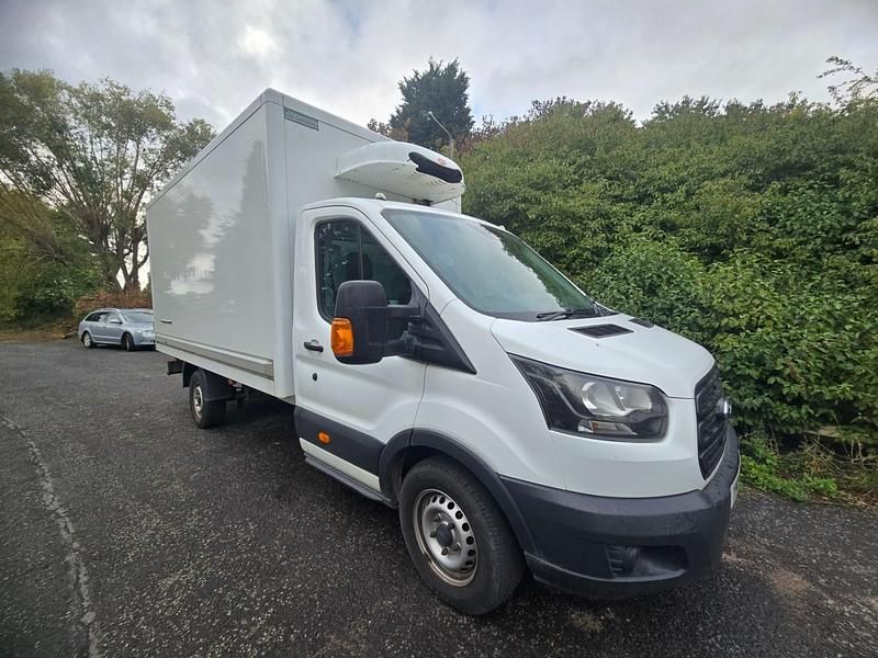 White Used 2019 Ford Transit Cabriolet | £9,950 (Fair price) - Image 1/4