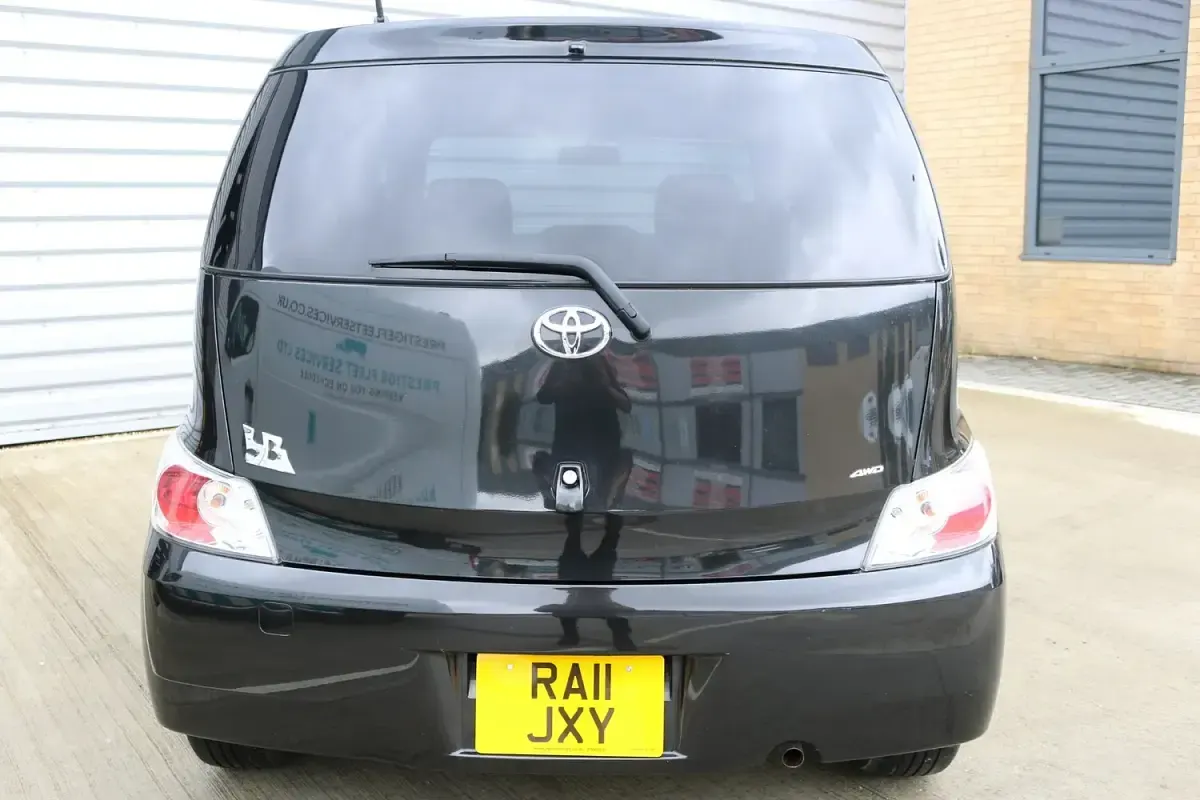 Used Toyota BB Multidrive S 2011 Black Hatchback