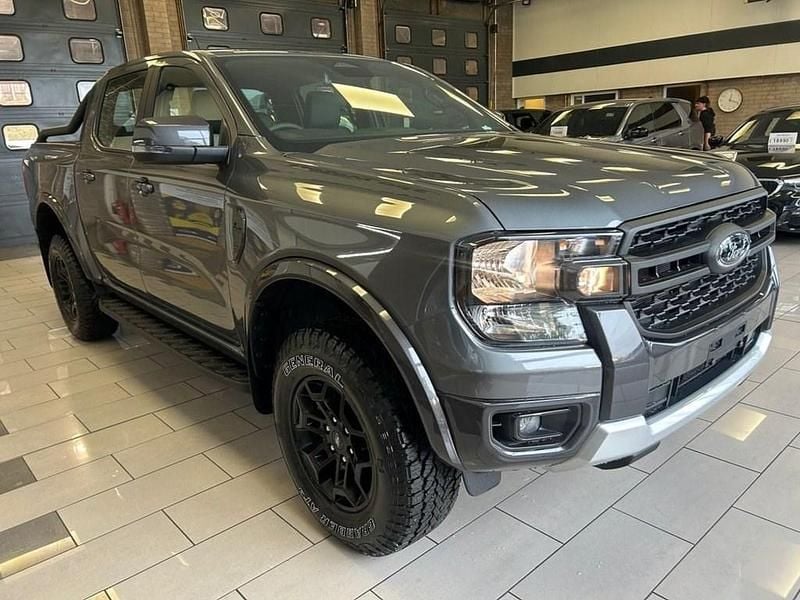Grey New 2025 Ford Ranger Tremor Pickup | £35,990 (Expensive) - Image 1/4