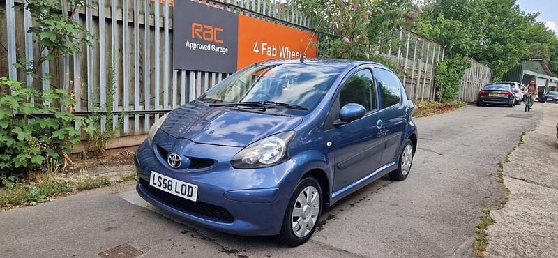 Blue Used 2008 Toyota Aygo Hatchback | £2,995 (Fair price) - Image 1/4