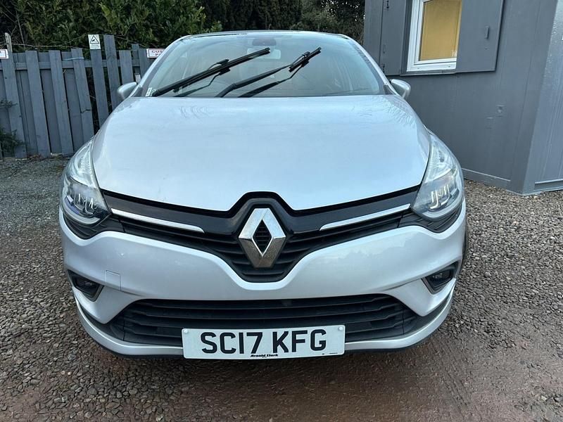 Used Renault Clio IV Dynamique 2017 Silver Hatchback