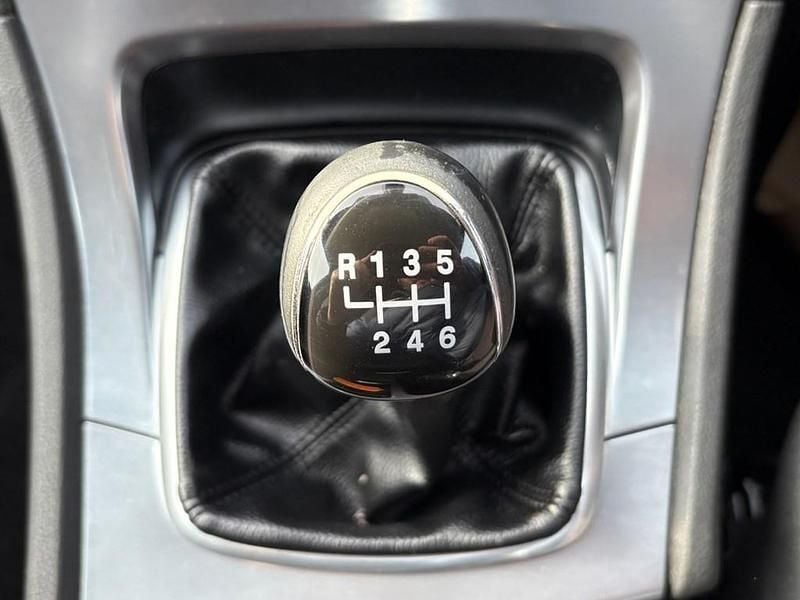 Usado Ford Mondeo Titanium 150 HP (110 kW) 2013 Preto Carrinha