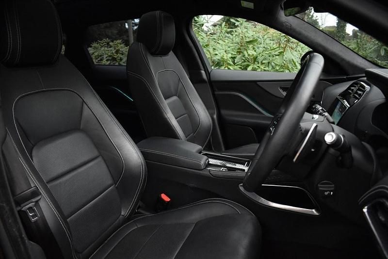 Used Jaguar F-Pace Chequered Flag 180 HP (132 kW) 2020 Black SUV