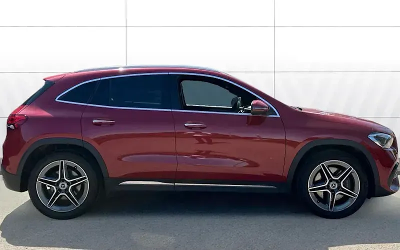 Used Mercedes GLA250 AMG Line Premium Plus 224 HP (164 kW) 2022 Red SUV
