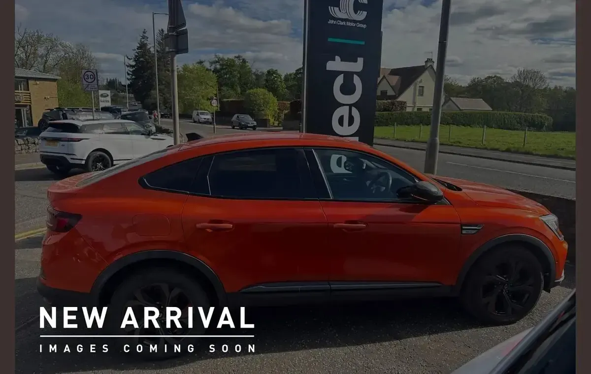 Używany Renault Arkana R.S. 140 KM (102 kW) 2022 Pomarańczowy SUV