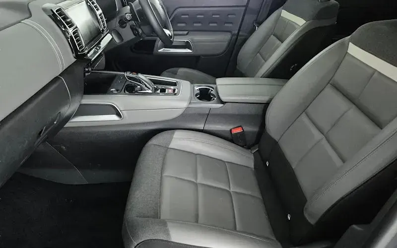 Used Citroën C5 Shine 131 HP (96 kW) 2022 Hatchback