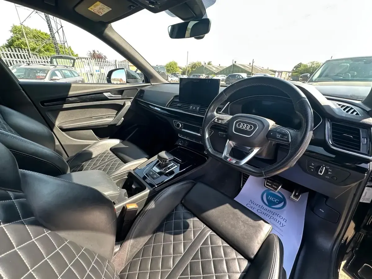 Used Audi Q5 Comfort 204 HP (150 kW) 2021 Black SUV