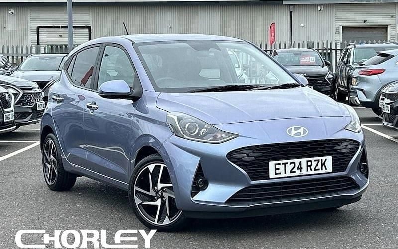 Used 2025 Hyundai i10 Premium Hatchback | £15,554 (Fair price) - Image 1/4