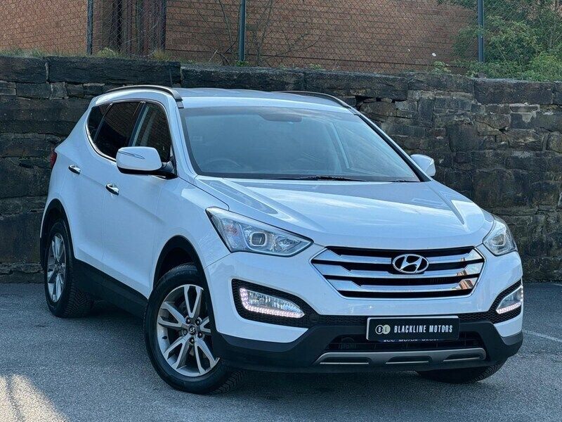White Used 2013 Hyundai Santa Fe Premium SUV | £10,995 (Fair price) - Image 1/4