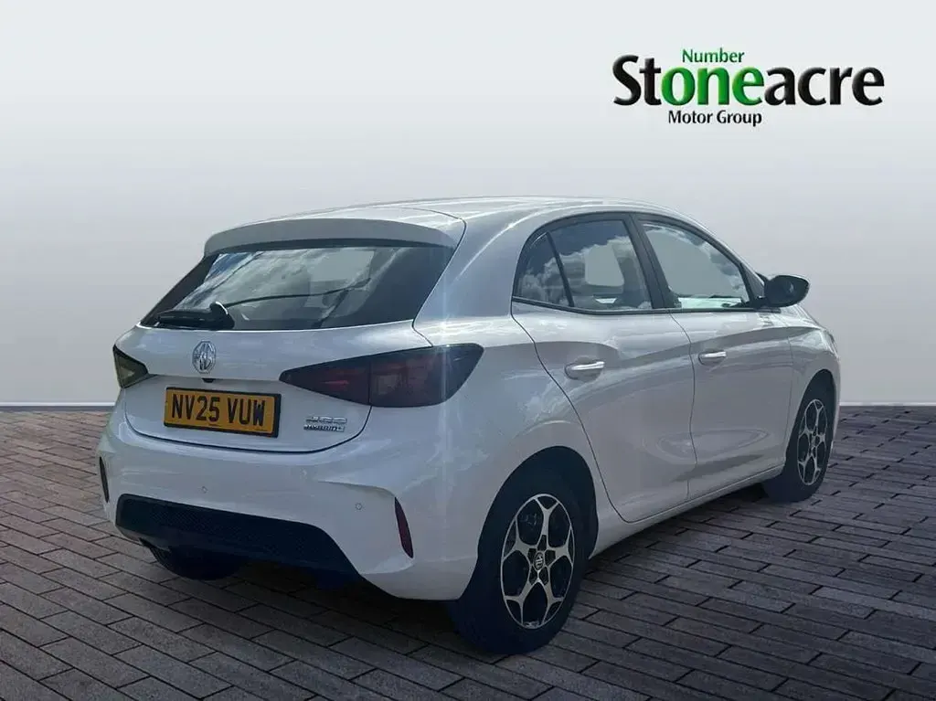 Usado MG MG3 SE 194 HP (142 kW) 2025 Branco Citadino