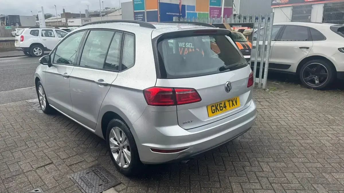 Used VW Golf Sportsvan S 110 HP (80 kW) 2014 Silver MPV