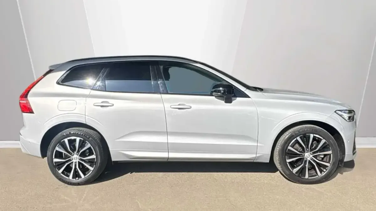 Used Volvo XC60 Plus 250 HP (183 kW) 2023 SUV