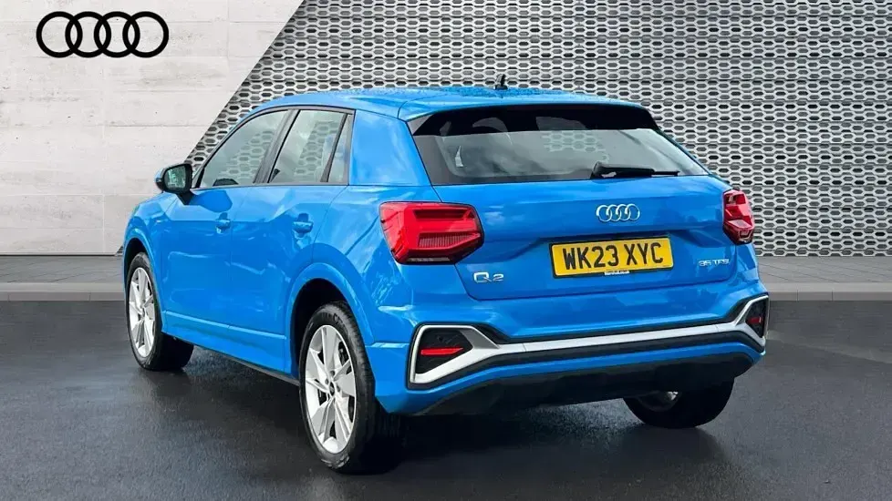 Used Audi Q2 S-Line 150 HP (110 kW) 2023 Blue SUV