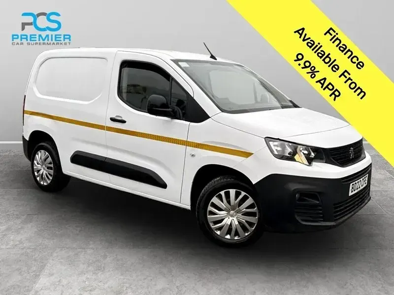 Second-hand Peugeot Partner Premium 2022 Alb Monovolum