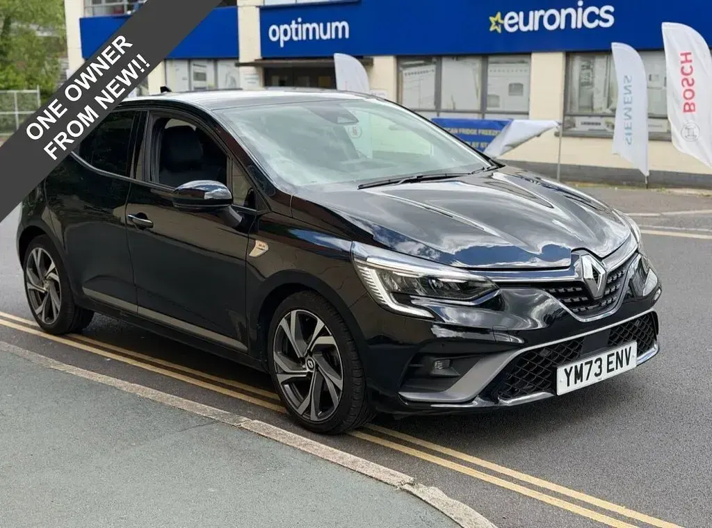 Used Renault Clio V RS Line 90 HP (66 kW) 2023 Black Hatchback