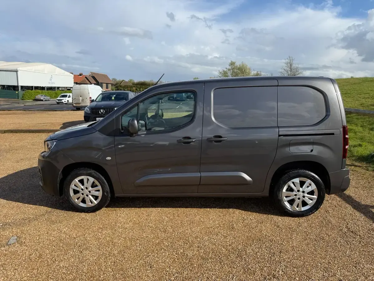 Used Peugeot Partner S 2020 Grey MPV