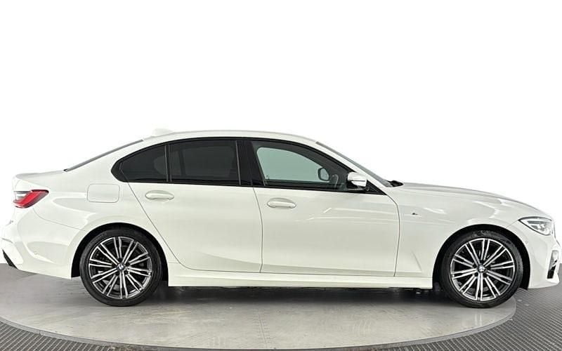 Used BMW 318 M Sport 156 HP (114 kW) 2021 White Sedan