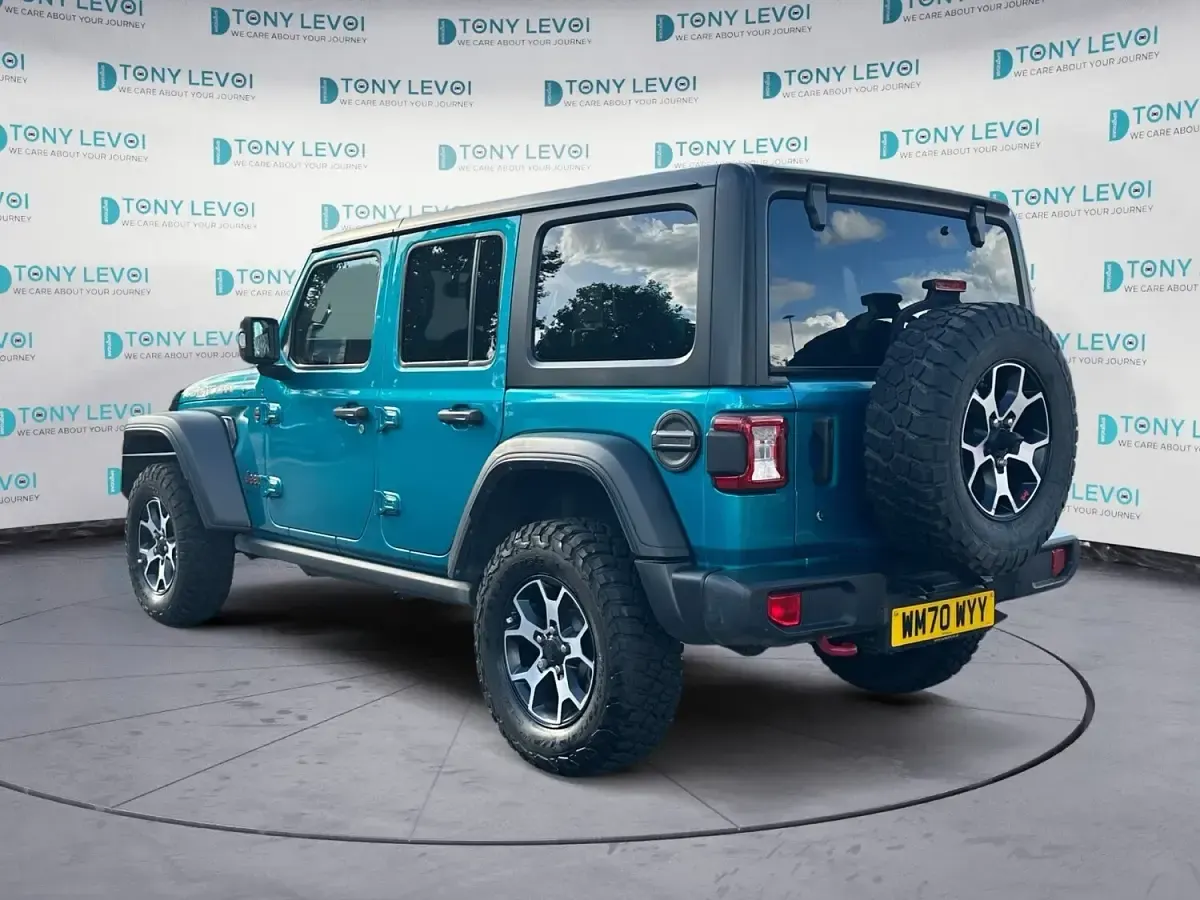 Begagnad Jeep Wrangler Rubicon 272 HK (200 kW) 2021 Turkos SUV