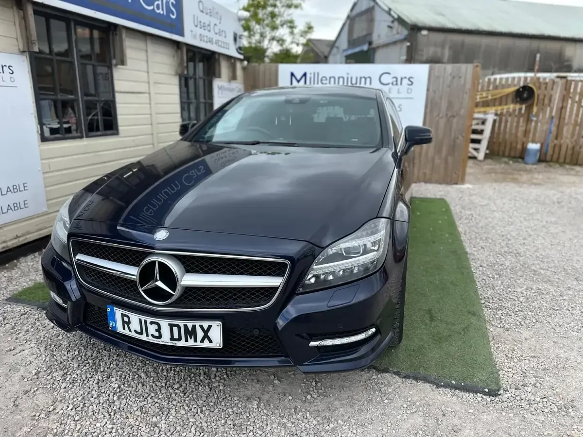 Used Mercedes CLS350 Shooting Brake AMG 2013 Blue Estate