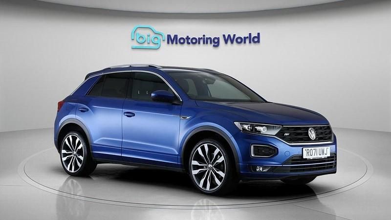 Usado VW T-Roc R-line 150 HP (110 kW) 2021 Azul SUV