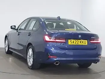 Used BMW 330e Comfort Edition 292 HP (214 kW) 2022 Blue Sedan