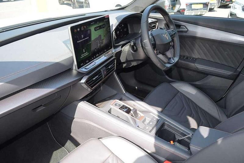 New Cupra Formentor 148 HP (108 kW) 2025 White SUV