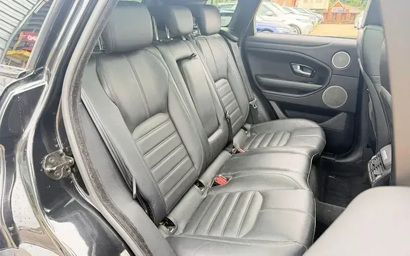 Used Land Rover Range Rover evoque HSE Dynamic 179 HP (131 kW) 2018 Black SUV