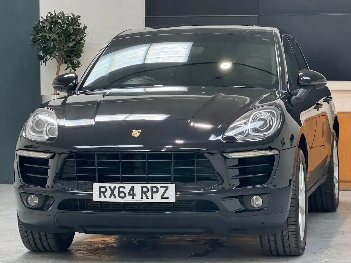 Used Porsche Macan 258 HP (189 kW) 2014 Black SUV