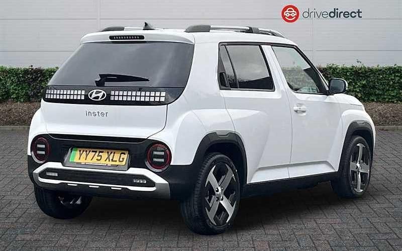 New Hyundai Inster 85 kW (116 HP) 2025 White Hatchback