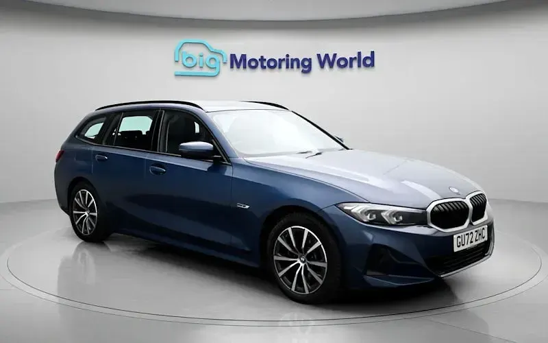 Used BMW 330e Sport Line 292 HP (214 kW) 2024 Estate