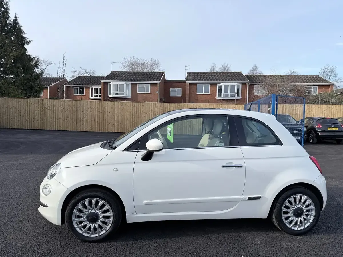 Käytetty Fiat 500 Lounge 69 HP (50 kW) 2015 Valkoinen Viistoperä