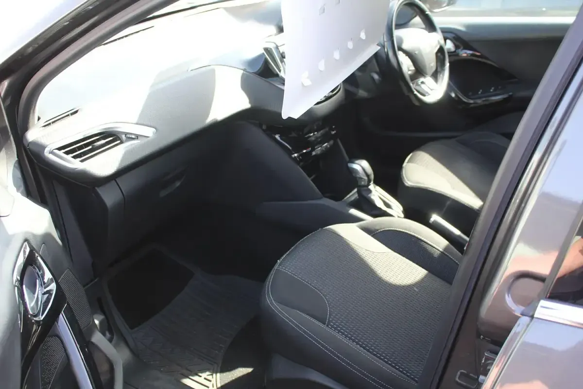 Used Peugeot 208 S 2018 Grey Hatchback