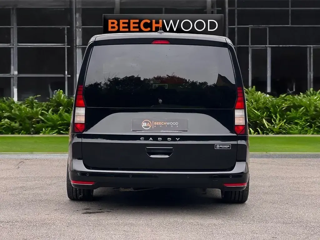 Used VW Caddy S 102 HP (75 kW) 2021 Black MPV