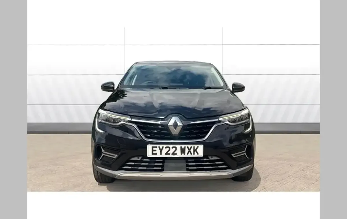 Used Renault Arkana Version S 142 HP (104 kW) 2022 Black SUV