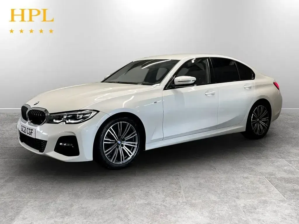 Używany BMW 320 M Sport 190 KM (139 kW) 2021 Biały Sedan/Limuzyna