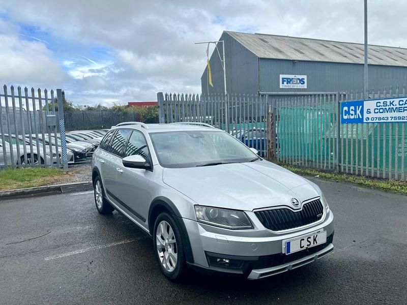 Silver Used 2015 Skoda Octavia Scout 4x4 Estate | £5,495 (Expensive) - Image 1/4