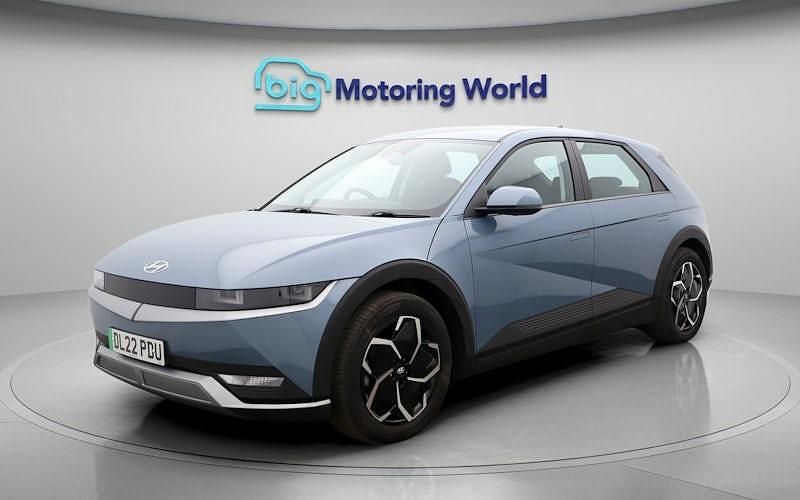 Used Hyundai Ioniq SE 125 kW (170 HP) 2022 Blue Hatchback