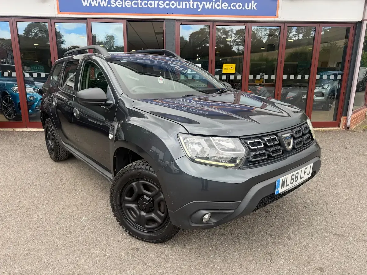 Used Dacia Duster Essentiel 115 HP (84 kW) 2019 Grey SUV