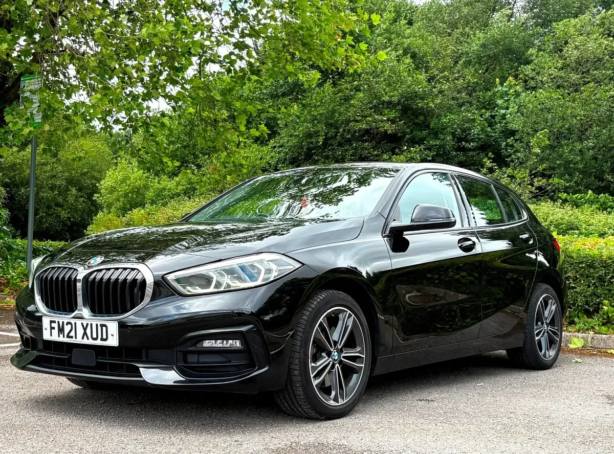 Used BMW 116 Sport Line 2021 Black Hatchback